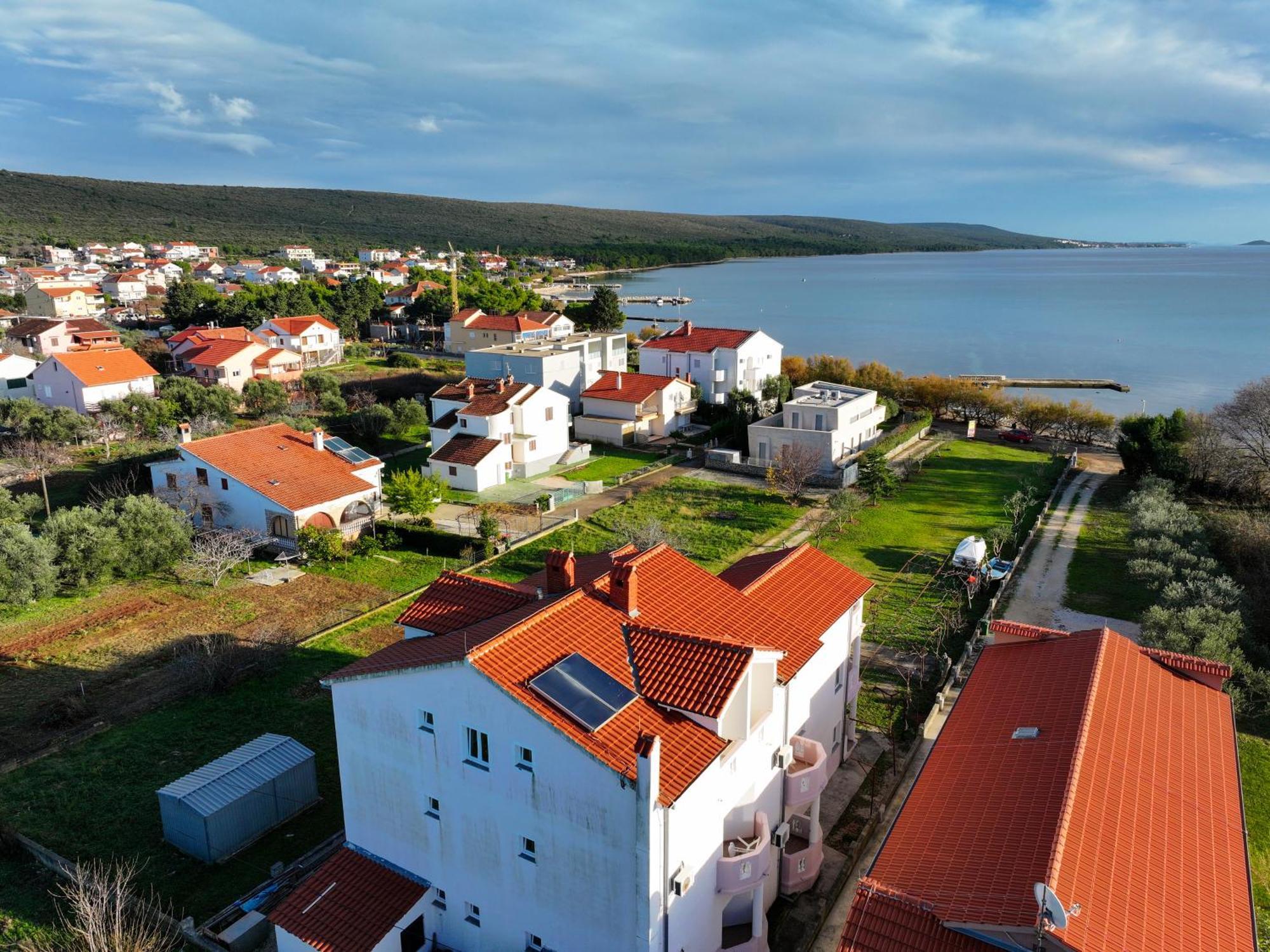 Beachfront Apartments Jermen Sukošan Exterior foto